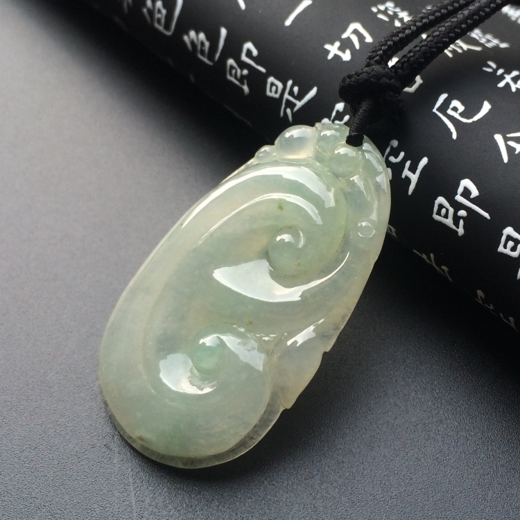 冰种晴水如意挂件