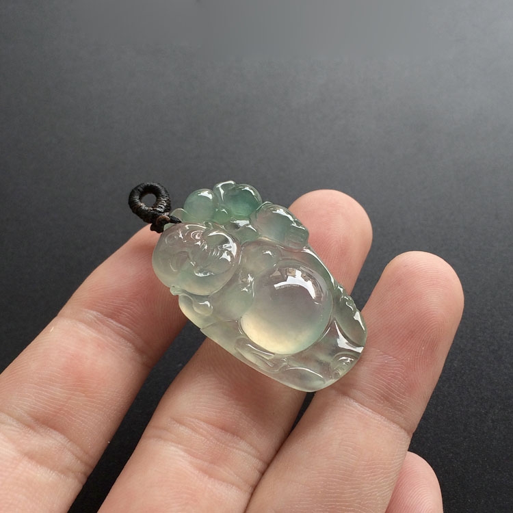 （超值推荐）冰种晴水略飘花站佛挂件