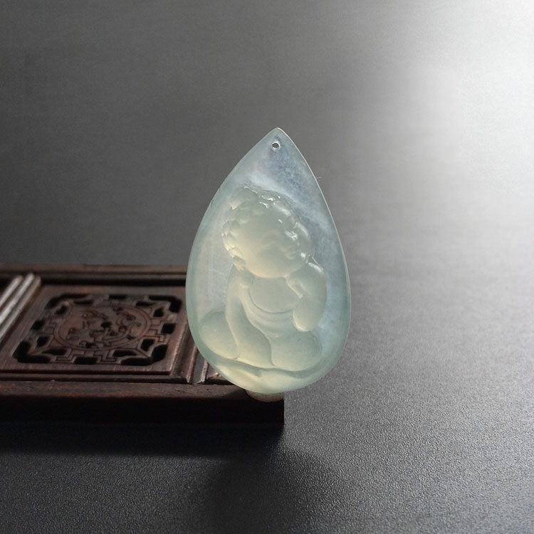 （超值推荐）冰种晴水略飘花宝宝佛挂件/胸坠面