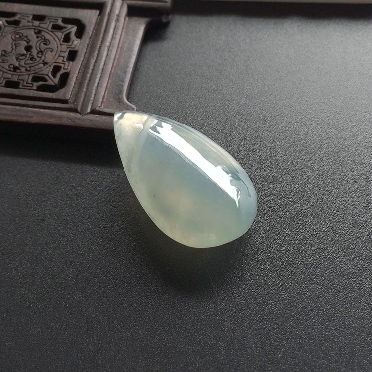 （超值推荐）冰种晴水略飘花宝宝佛挂件/胸坠面