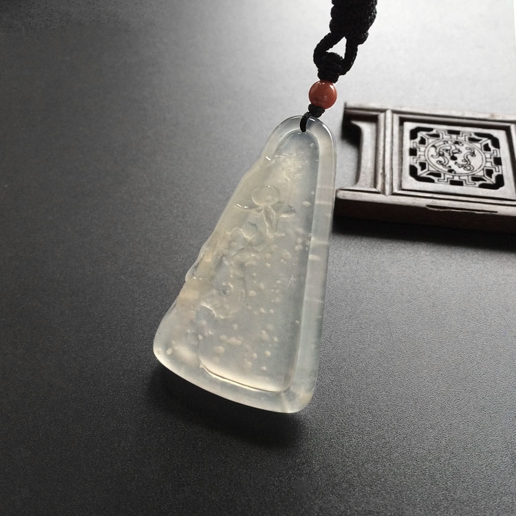 （超值推荐）冰种淡晴水寒梅傲雪挂件