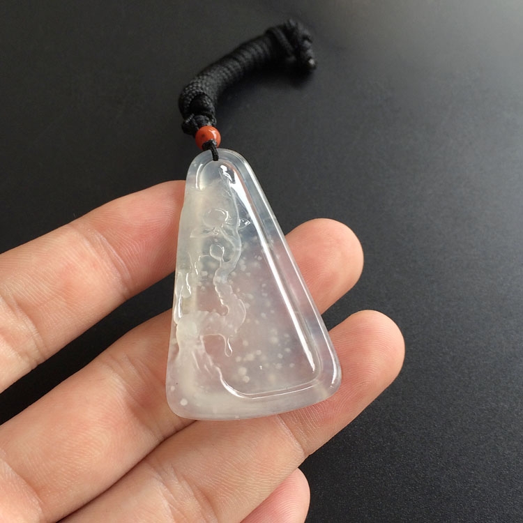 （超值推荐）冰种淡晴水寒梅傲雪挂件