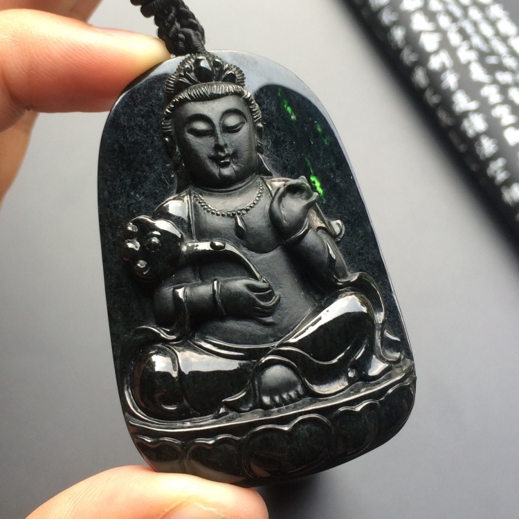糯冰种墨翠观音挂件