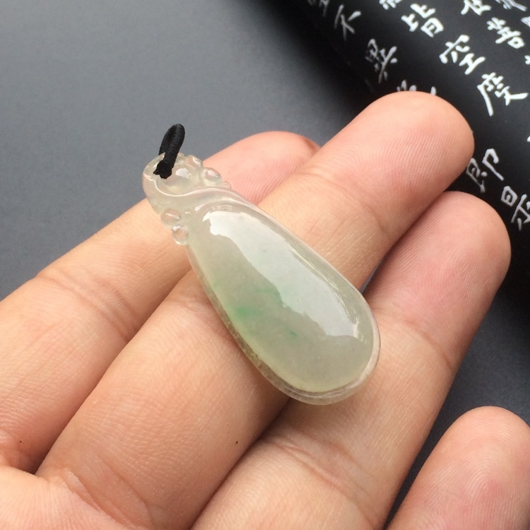 冰种晴水龙行如意挂件