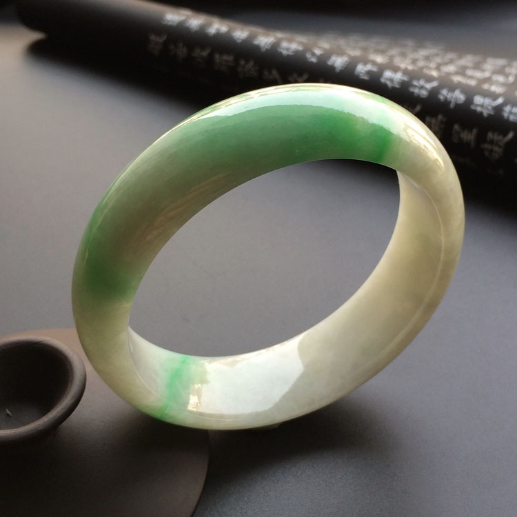 （超值推荐）糯冰种飘翠手镯（58.4mm）