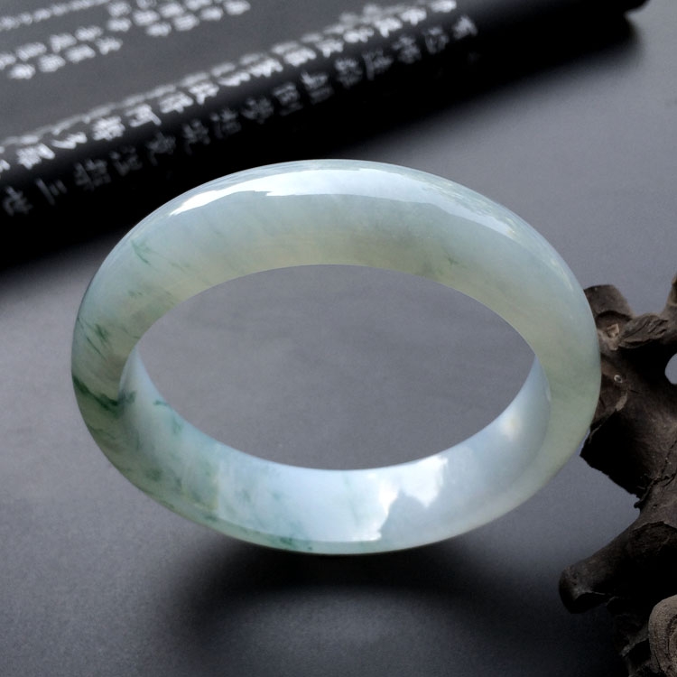糯冰种飘花手镯(60.2mm)