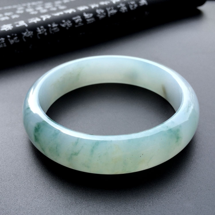 糯冰种飘花手镯(60.2mm)