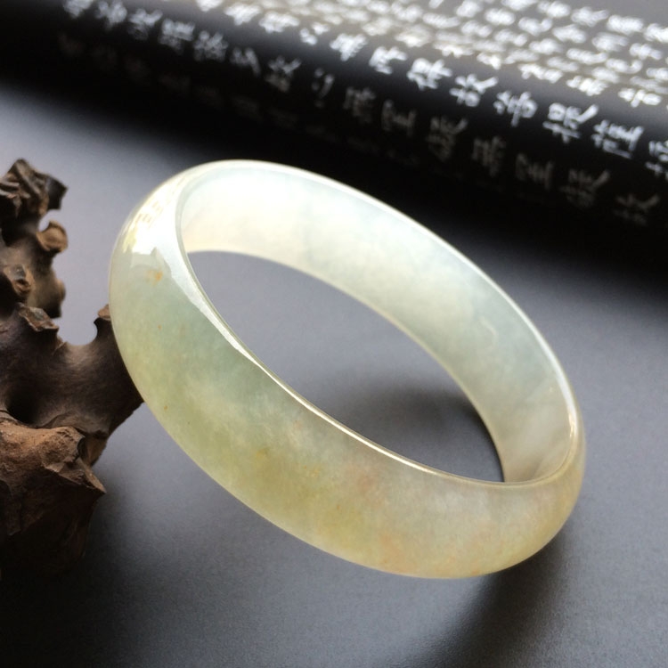 冰种淡黄翡贵妃手镯(55mm-49mm)