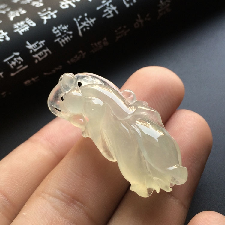 冰种淡晴水玉兰花挂件