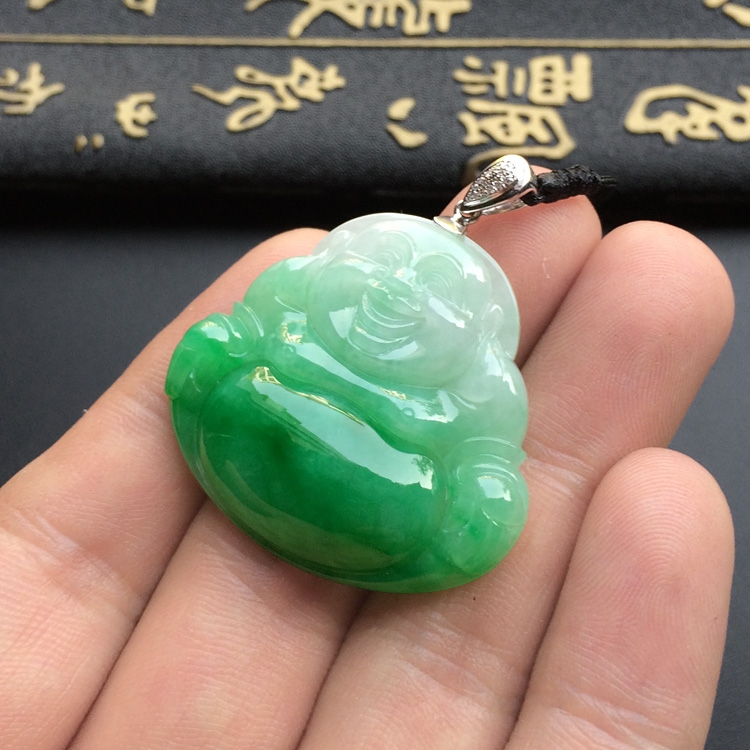 （超值推荐）糯冰种阳绿玉佛挂件