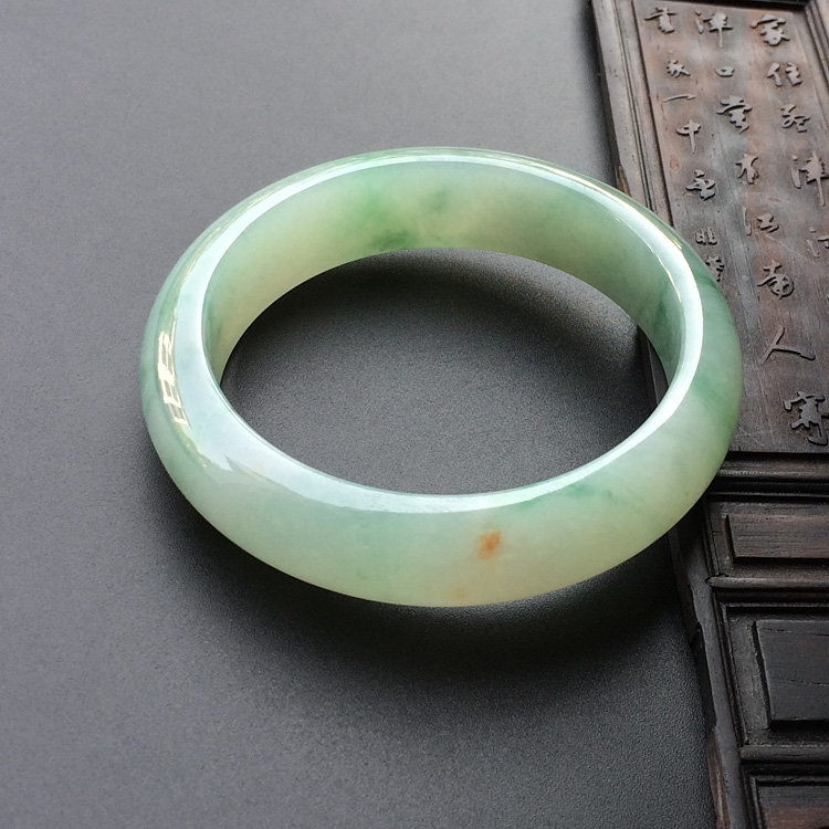 （超值推荐）糯冰种飘花手镯（57.7mm）