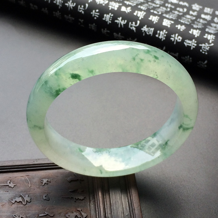 (超值推荐)冰种飘花手镯(57.9mm)
