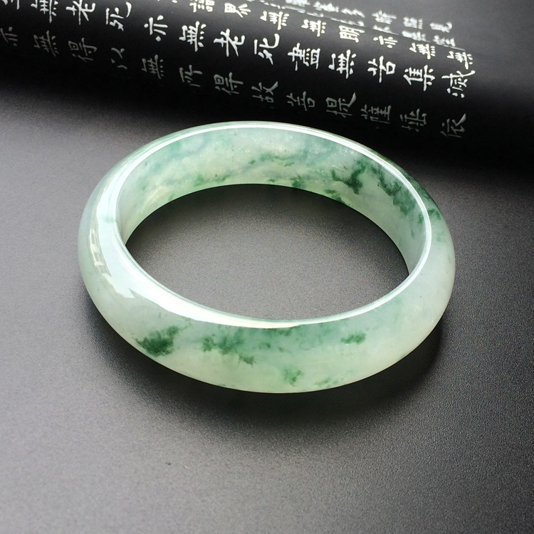 (超值推荐)冰种飘花手镯(57.9mm)