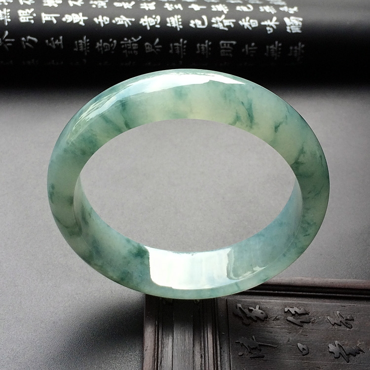 (超值推荐)糯冰种飘花手镯(55.7mm)