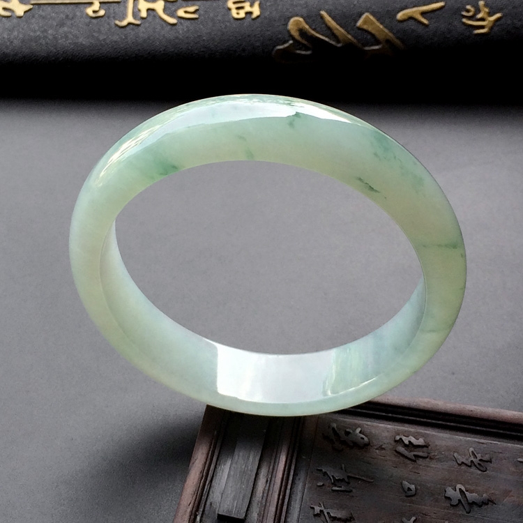 (超值推荐)糯冰种飘花手镯(59mm)