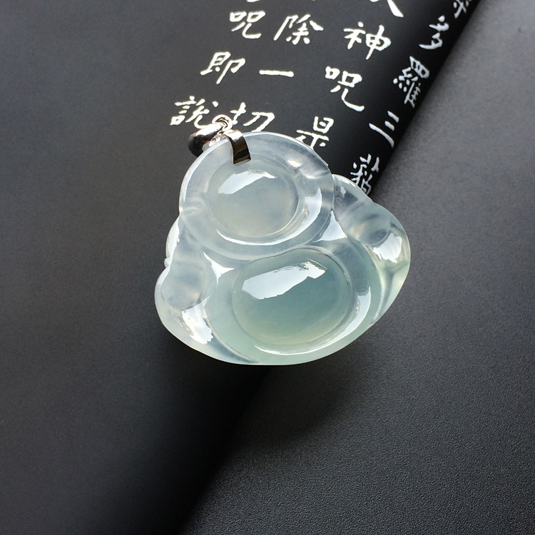 冰种淡晴水玉佛挂件
