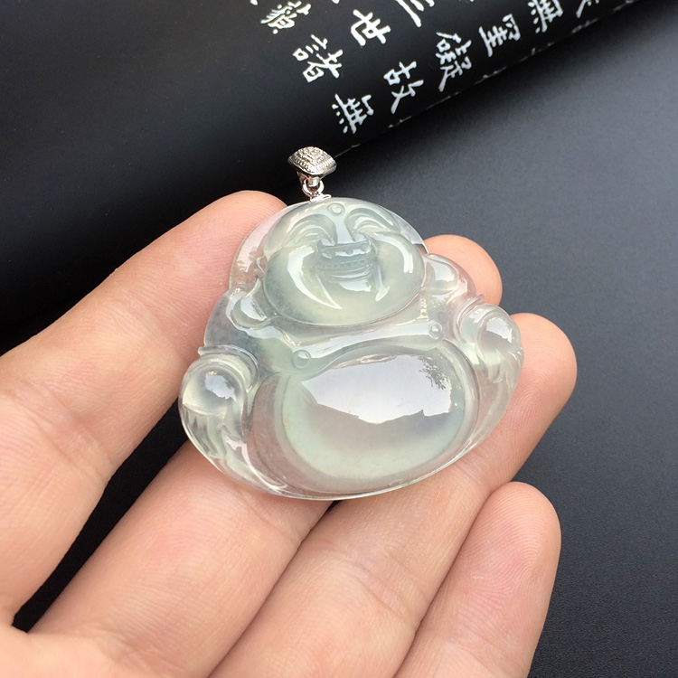 冰种淡晴水玉佛挂件