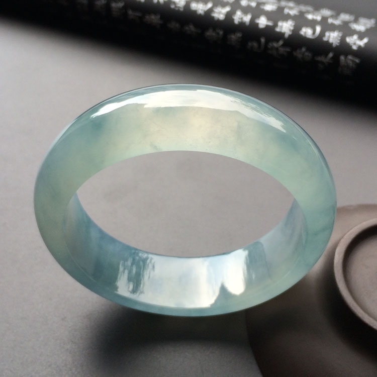 (超值推荐)冰种飘蓝花手镯(58.2mm)