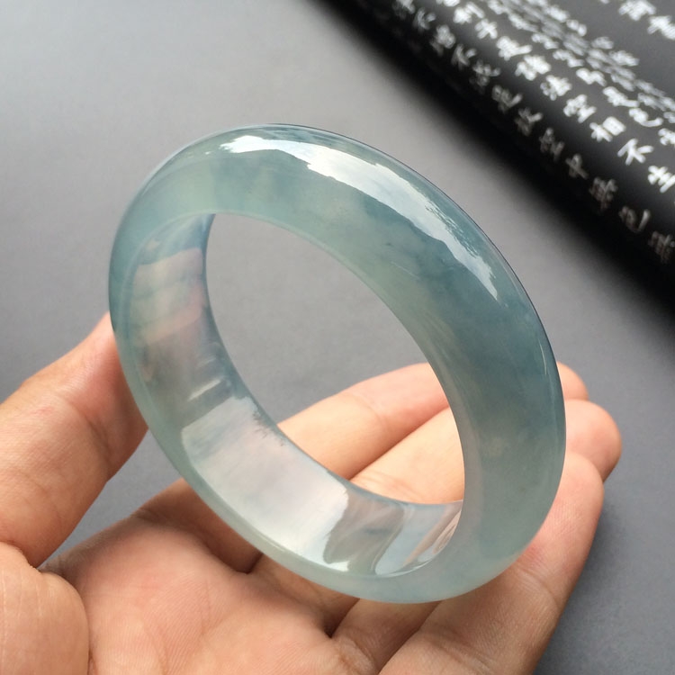 (超值推荐)冰种飘蓝花手镯(58.2mm)