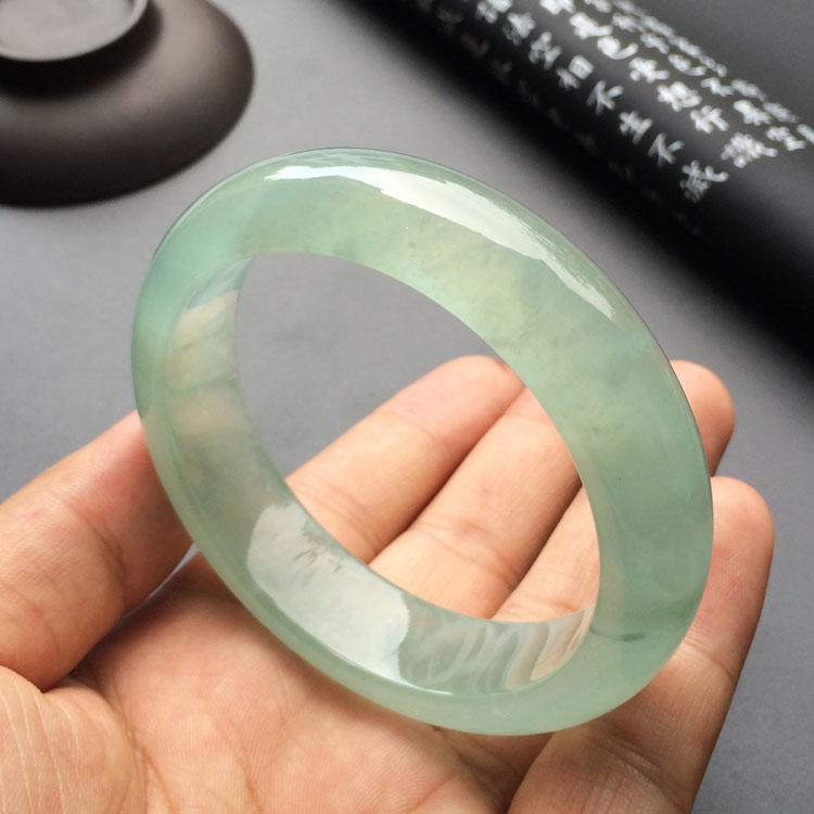 (超值推荐)冰种晴水手镯(58.1mm)