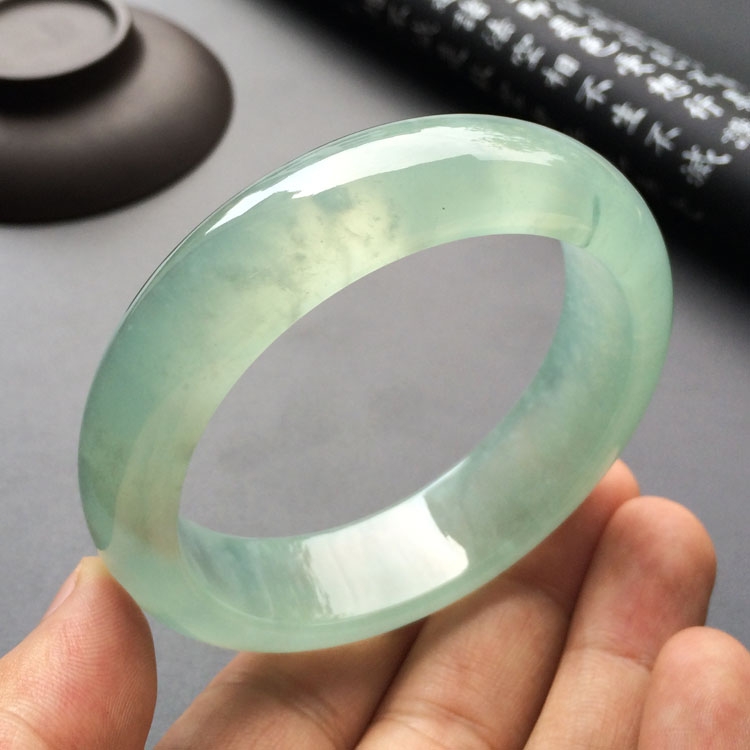 (超值推荐)冰种晴水手镯(58.1mm)