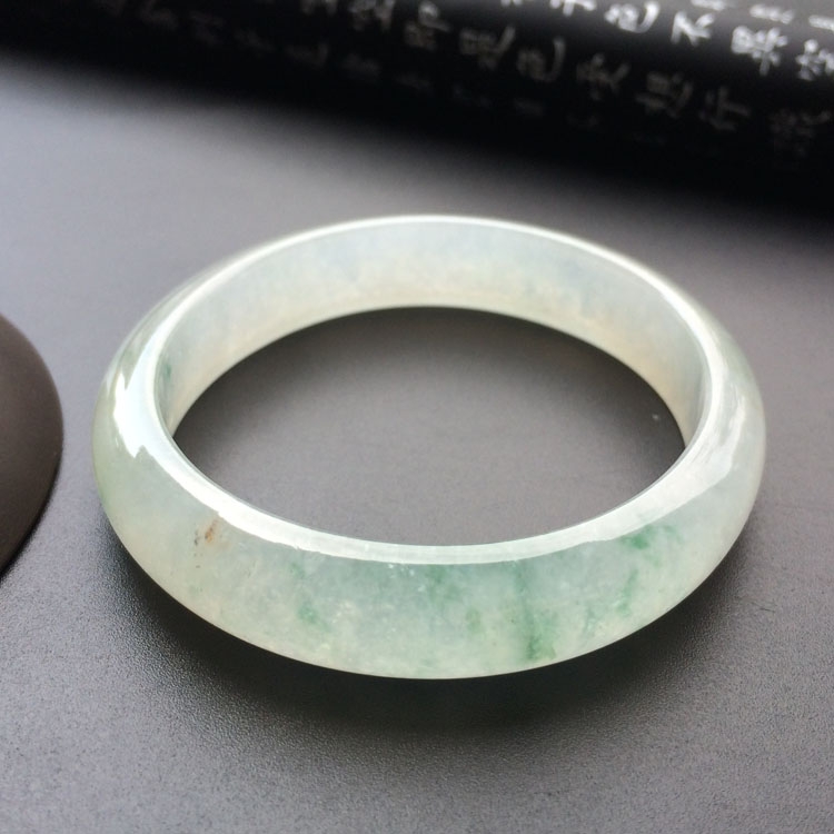 (超值推荐)冰种飘花贵妃手镯(54.3mm-49mm)