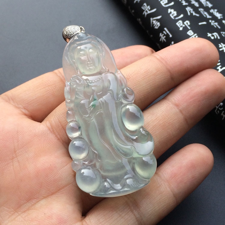 (超值推荐)冰种略飘花站观音挂件