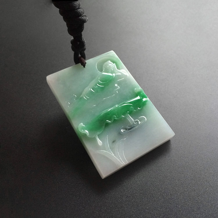 （超值推荐）糯冰种翠色卧佛挂件
