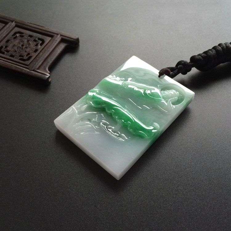 （超值推荐）糯冰种翠色卧佛挂件