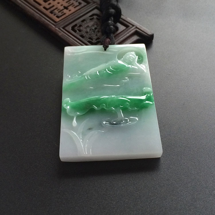 （超值推荐）糯冰种翠色卧佛挂件