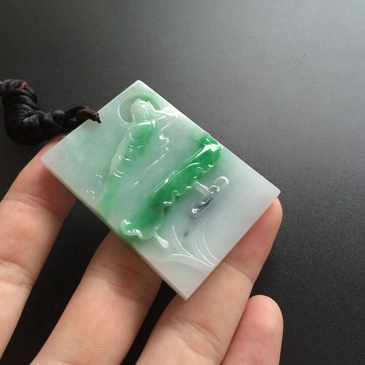 （超值推荐）糯冰种翠色卧佛挂件