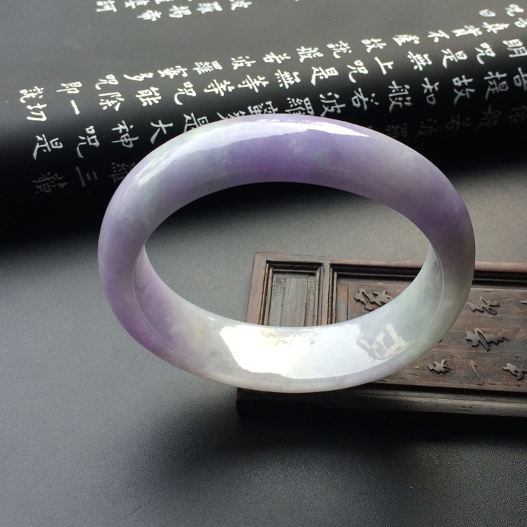 (超值推荐)糯冰种紫罗兰贵妃手镯(55.3mm-46.7mm)