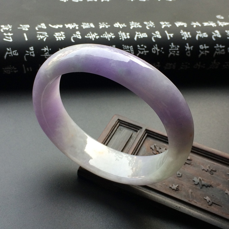 (超值推荐)糯冰种紫罗兰贵妃手镯(55.3mm-46.7mm)