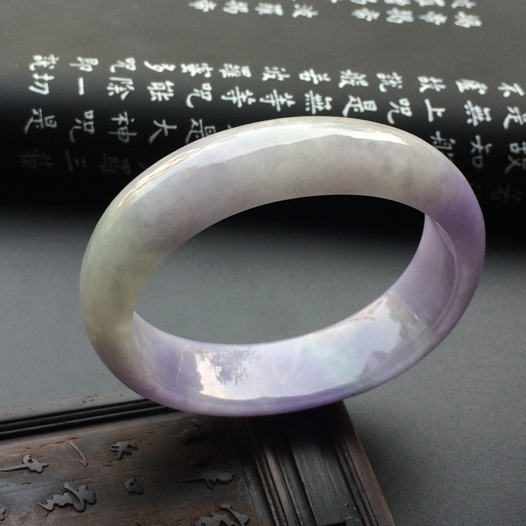 (超值推荐)糯冰种紫罗兰贵妃手镯(55.3mm-46.7mm)