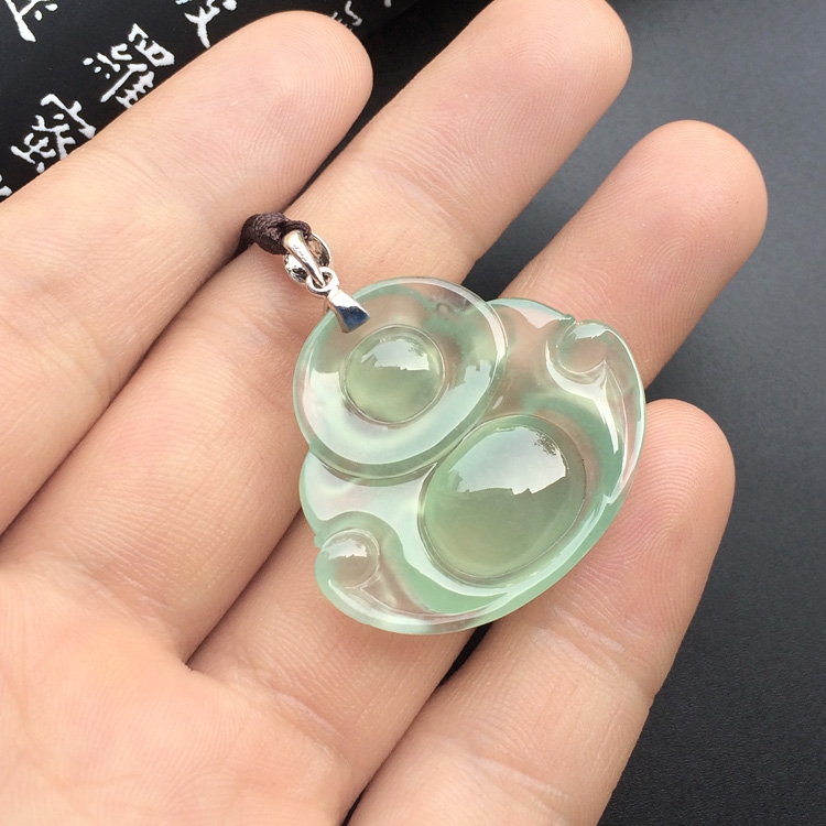 冰种晴水玉佛挂件