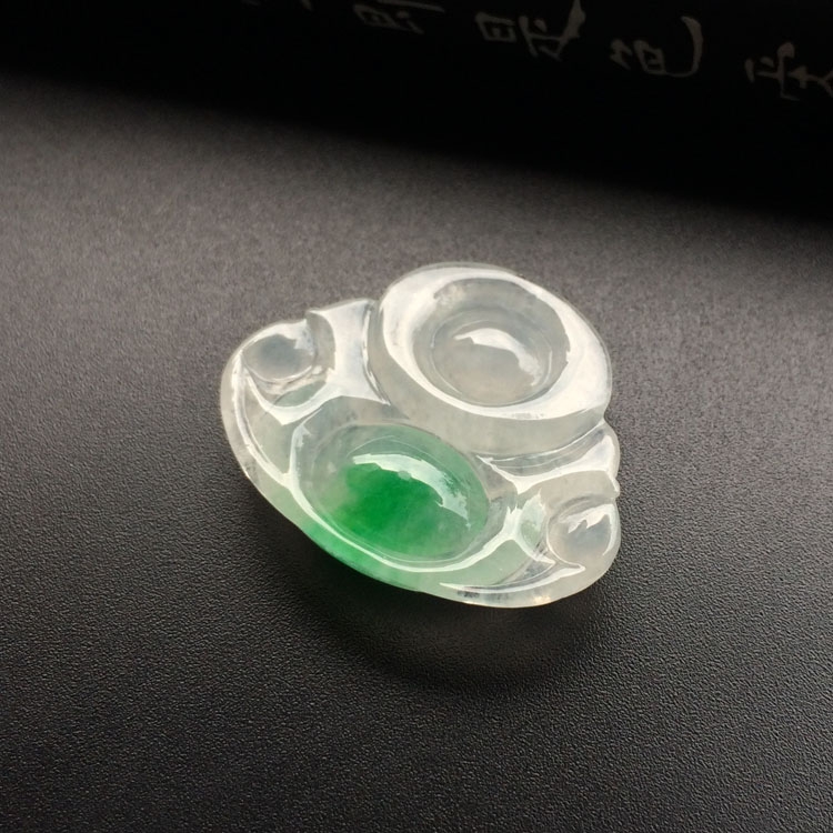 （超值推荐）冰种飘翠玉佛挂件
