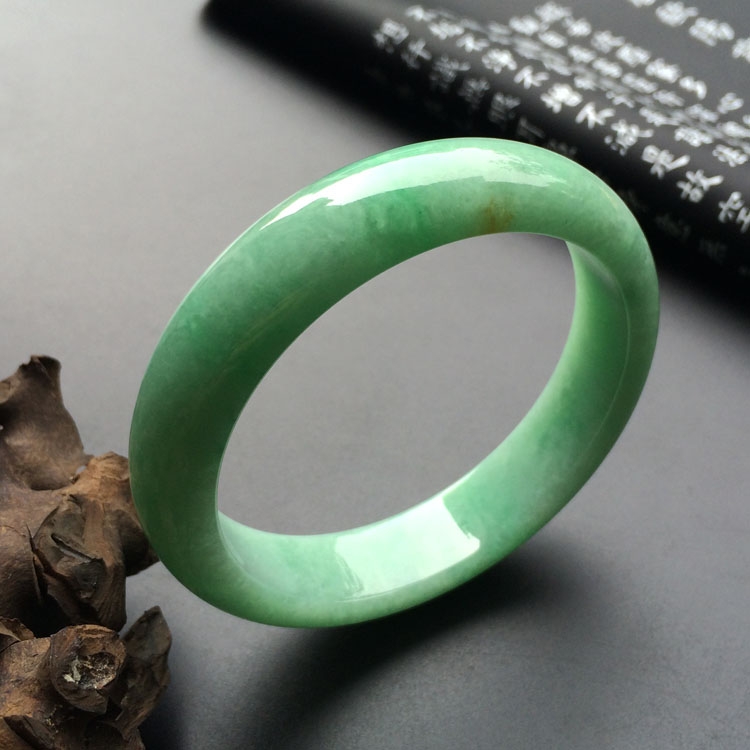 (超值推荐)糯冰种豆色手镯(59mm)