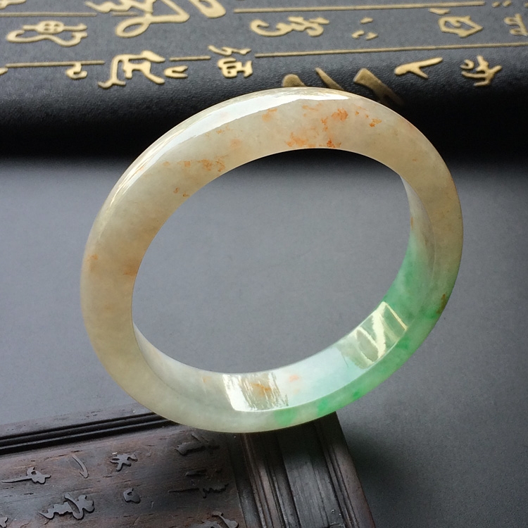（超值推荐）糯冰种淡三彩手镯（57mm）