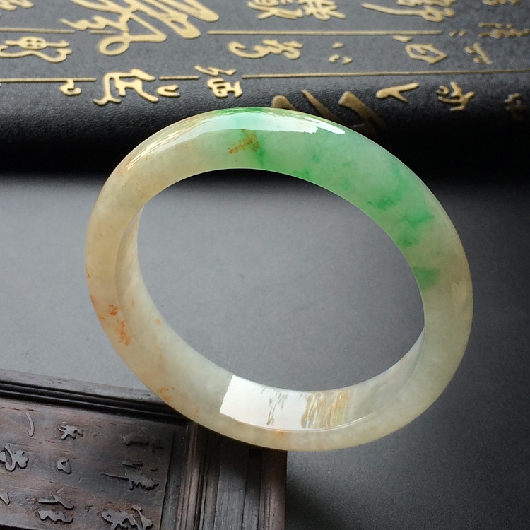 （超值推荐）糯冰种淡三彩手镯（57mm）