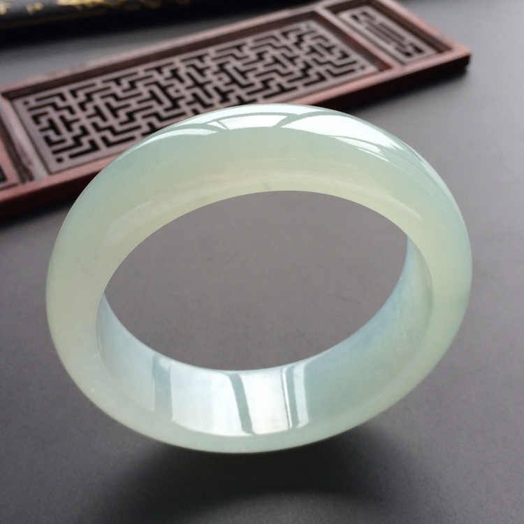 (超值推荐)冰种晴水手镯(57.3mm)