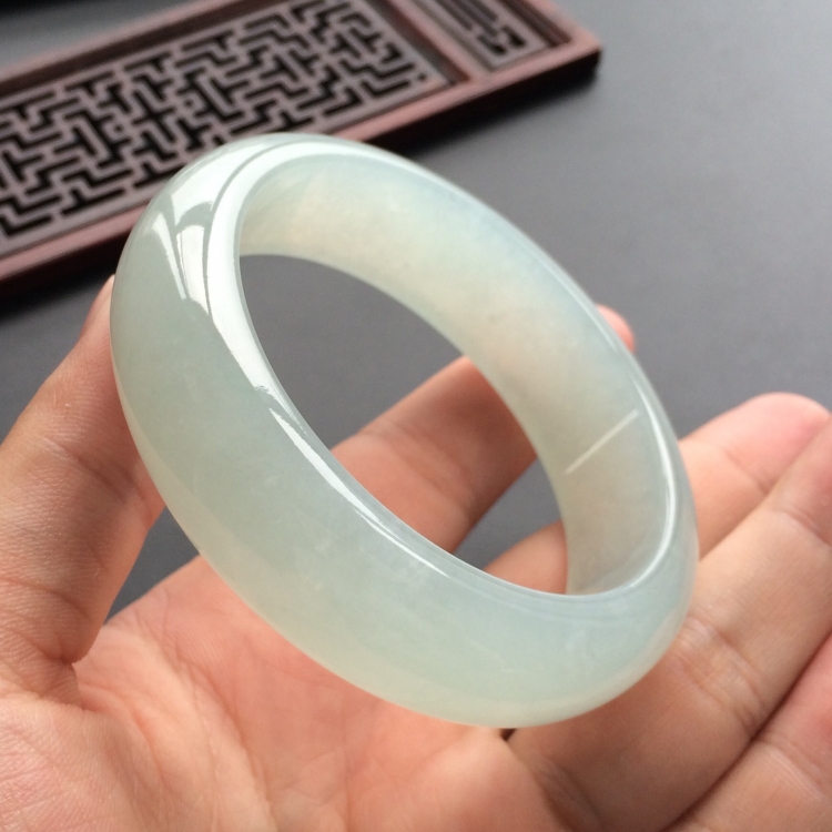 (超值推荐)冰种晴水手镯(57.3mm)