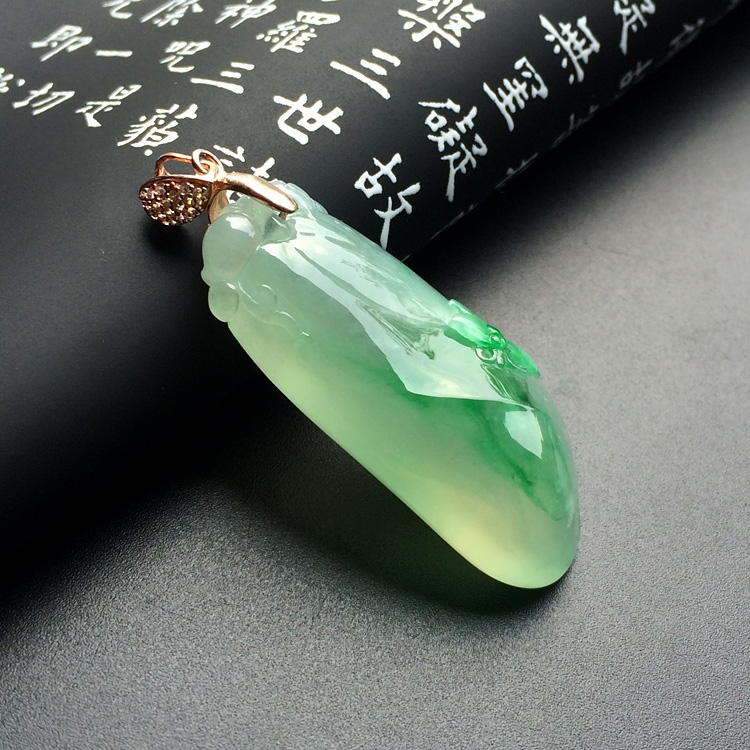 冰种飘翠福瓜挂件
