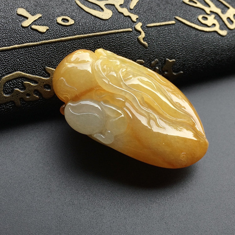 糯冰种黄翡寿星挂件
