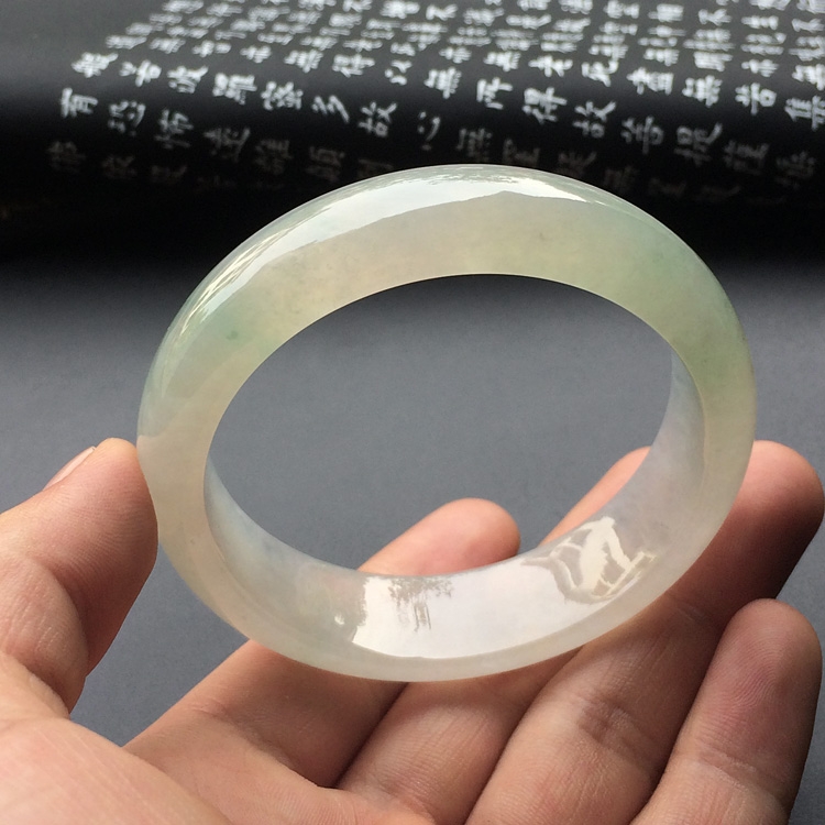 (超值推荐)冰种淡晴水手镯(57mm)