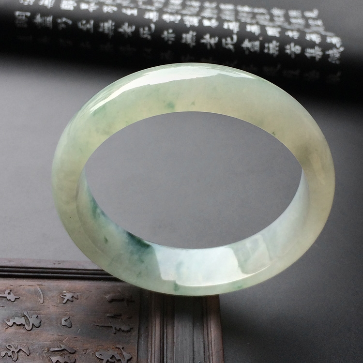 糯冰种飘花手镯(58.1mm)