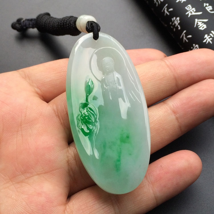 (超值推荐)糯冰种飘翠心莲花开挂件(高松峰大师作品)