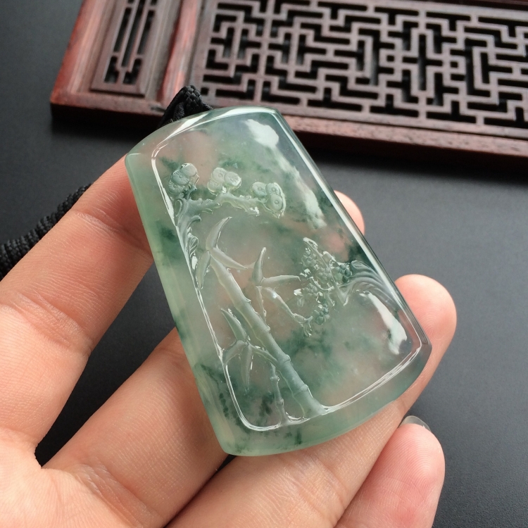 (超值推荐)冰种飘花岁寒三友挂件