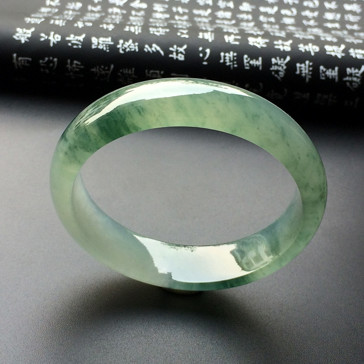（超值推荐）冰种飘花贵妃镯（53.9mm-49mm）