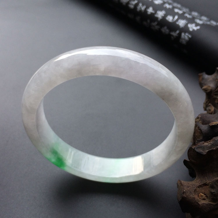 （超值推荐）糯冰种飘翠手镯（58.1mm）