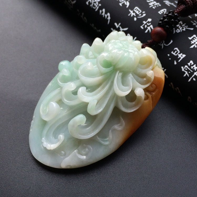 糯冰种黄翡花中隐士挂件